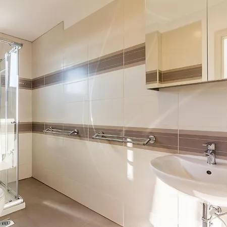 6 Bedroom Awesome In Pula Dom wakacyjny *